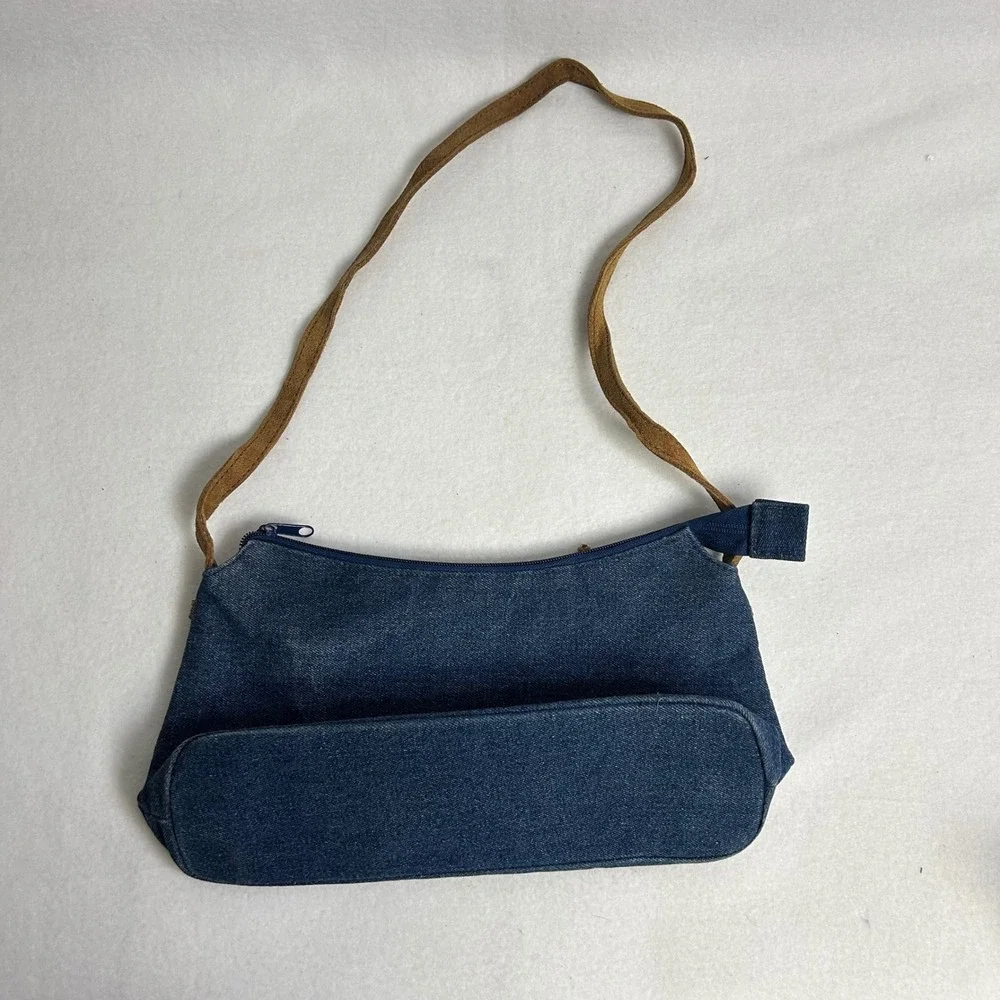 Capelli of New York top accessory